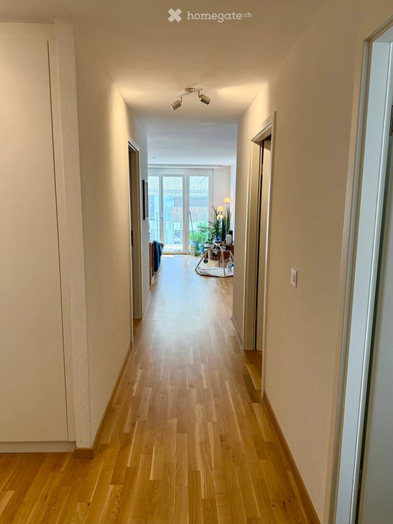 Appartement de 4.5 pièces lumineux avec balcon à Lausanne 4