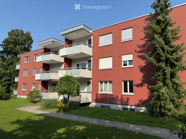 Helle 1-Zimmer-Wohnung mit Balkon an der Eugen-Huber-Strasse in Zürich 1