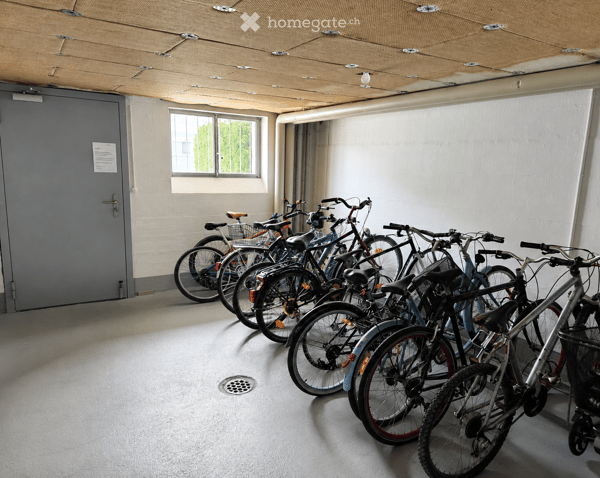 3-Zimmer-Eigentumswohnung mit Balkon, Parkplatz und Ausbaupotenzial 18