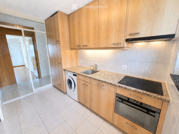 3-Zimmer-Eigentumswohnung mit Balkon, Parkplatz und Ausbaupotenzial 4