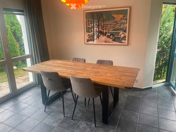 Freistehendes 5.5 Zimmer-Einfamilienhaus an sehr ruhiger, zentraler Lage 7