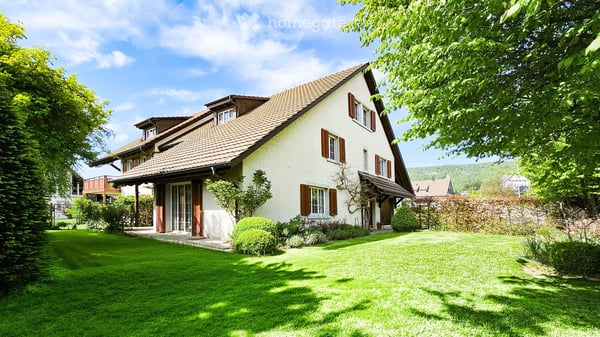 Wohnperle mit viel Raum, Galerie und schönem Garten