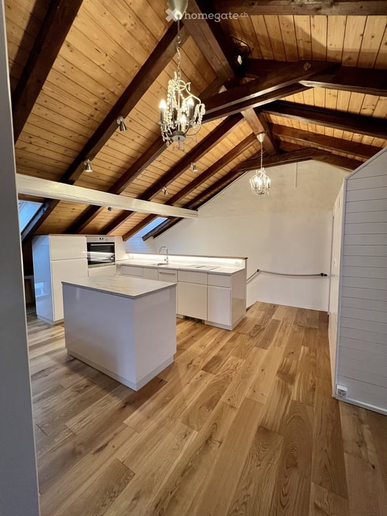 Renovierte Dachwohnung nähe Stäfa Rebberg Lattenberg 6