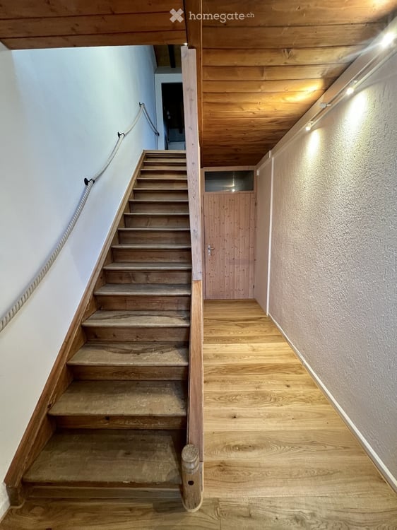 Renovierte Dachwohnung nähe Stäfa Rebberg Lattenberg 13