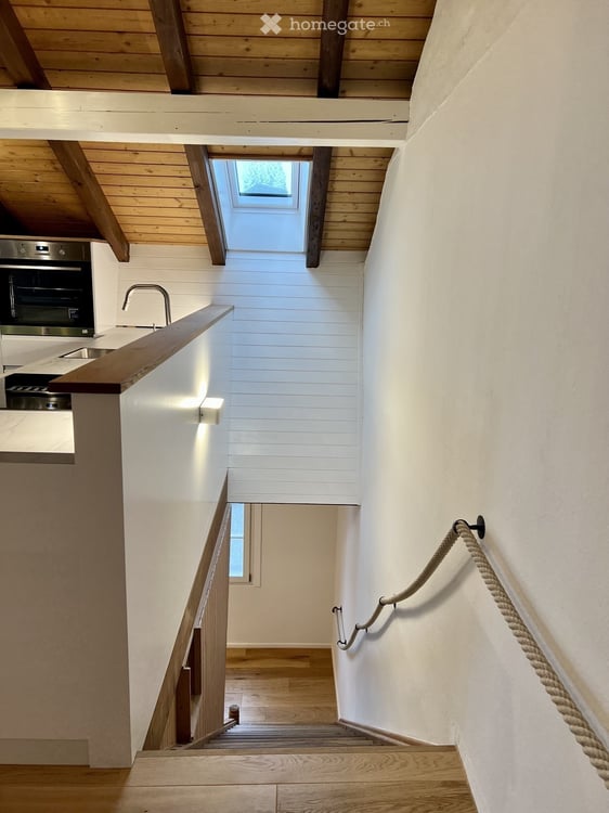 Renovierte Dachwohnung nähe Stäfa Rebberg Lattenberg 9