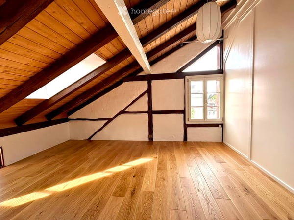 Renovierte Dachwohnung nähe Stäfa Rebberg Lattenberg 7