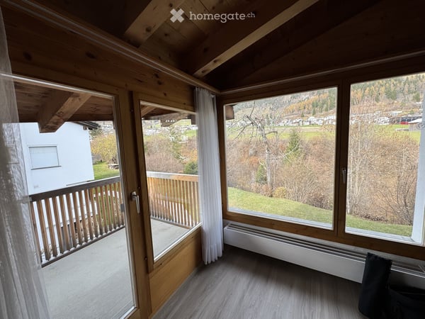 Ruhige Dachwohnung in Flims Waldhaus mit Aussicht 2