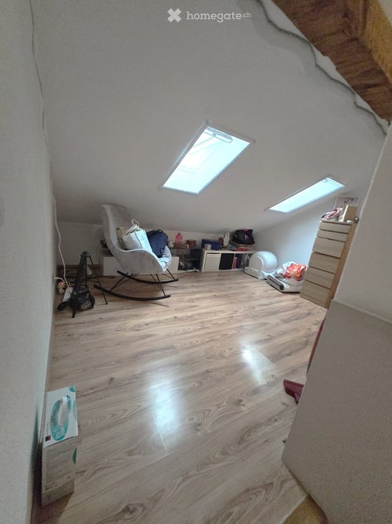 Charmante 4.5-Zimmer-Maisonette-Wohnung in Hornussen 9