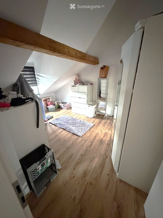 Charmante 4.5-Zimmer-Maisonette-Wohnung in Hornussen 8
