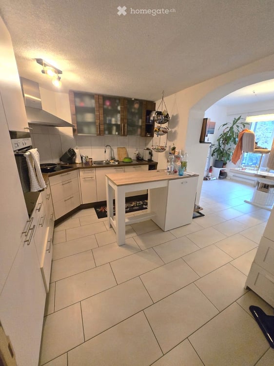Charmante 4.5-Zimmer-Maisonette-Wohnung in Hornussen 2