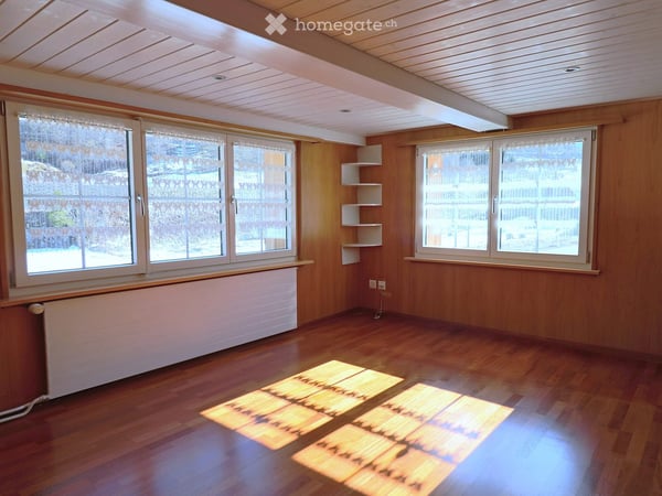 Charmantes 6.5-Zimmer-Einfamilienhaus in Linthal, ehemaliges Restaurant mit langer Geschichte 9