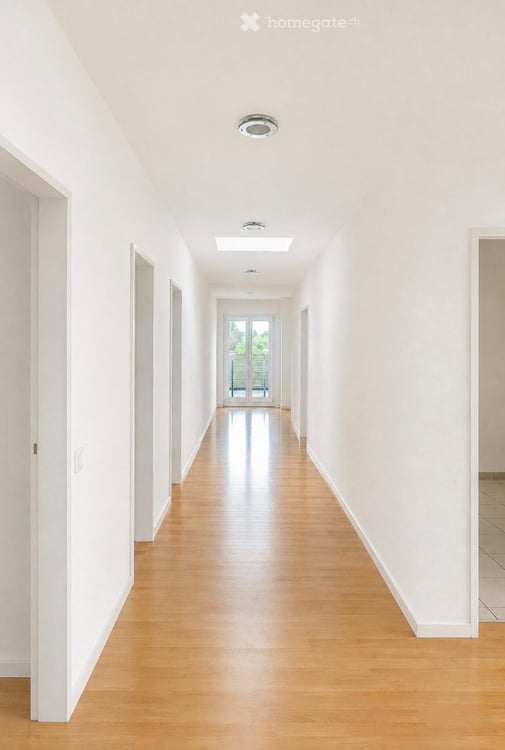 Lichtdurchflutete Wohnung mit hohen Räumen - direkt am Waldrand 8
