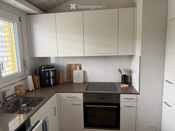 Charmante 3.5-Zimmer-Maisonette-Wohnung in Berikon 3