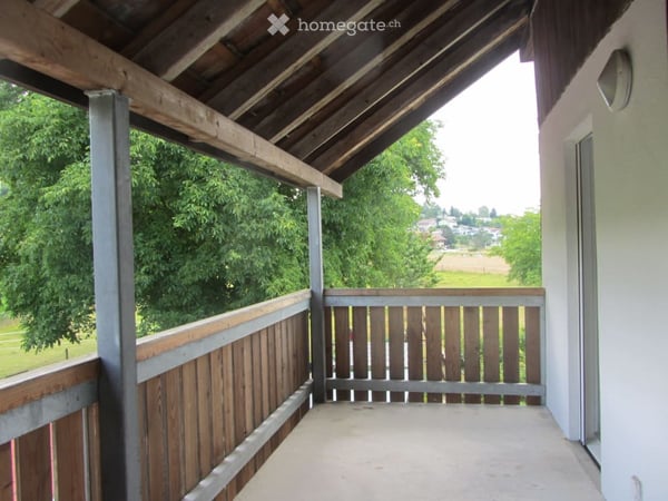 Charmante 3.5-Zimmer-Wohnung mit Balkon und mit Zugang in den Garten in Lengnau AG 10