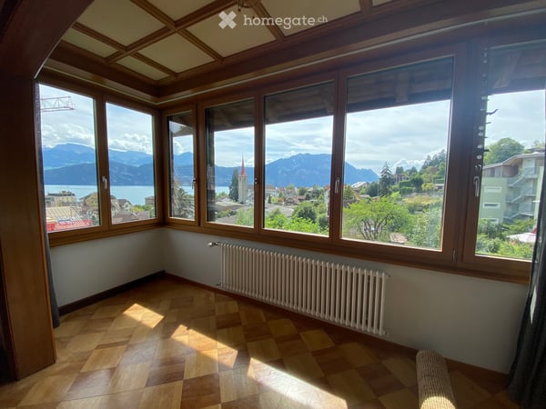 1.5-Zimmer-Liebhaberwohnung (130 m2) mit See- und Bergpanorama 1