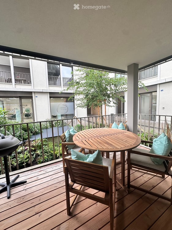Moderne und neue 4.5-Zimmer Wohnung im Dorfzentrum Niederhasli 3