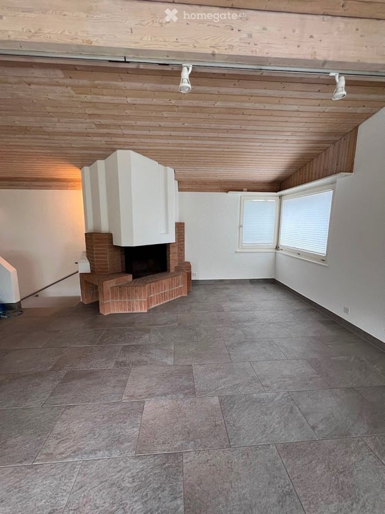 Charmante 3.5-Zimmer-Wohnung mit grosser Terrasse in Fällanden 2