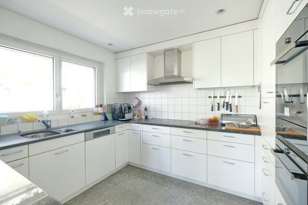Exklusives Terrassenhaus in Baden – Weitblick, Privatsphäre und urbanes Leben 9