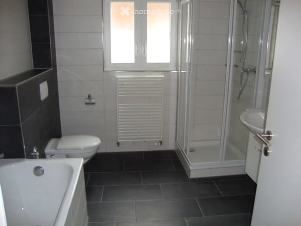 Charmante 2.5 Zimmer Wohnung im Herzen der Altstadt! 3