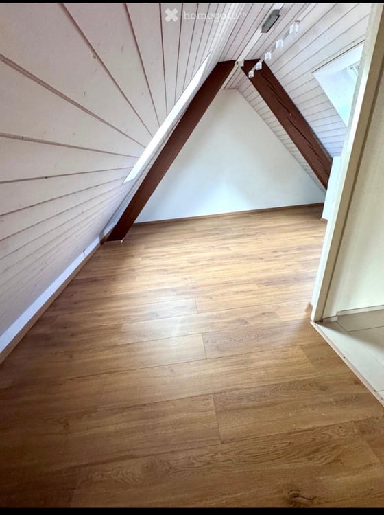 Grosszügige 4.5-Zimmer-Maisonette-Wohnung in Bachenbülach 10