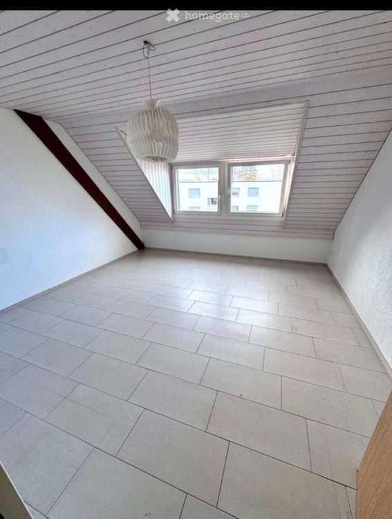Grosszügige 4.5-Zimmer-Maisonette-Wohnung in Bachenbülach 5