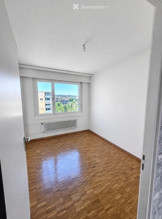 Helle 5.5-Zimmer-Wohnung mit Weitsicht im Zentrum von Volketswil 12