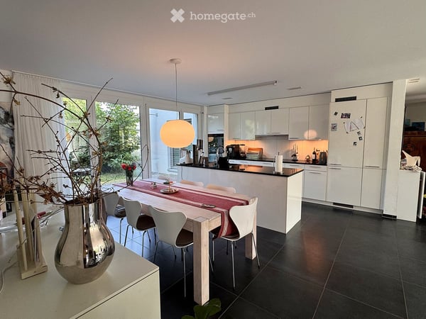 Charmante 4.5-Zimmer-Wohnung im Erdgeschoss in Wil SG - Licht, Garten und alles auf einer Ebene 4