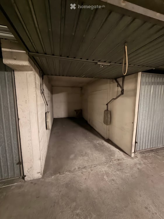 Underground parking in Genève / Parking souterrain à Genève 3