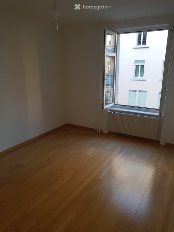 Renovierte 3,5 Zimmer Wohnung in gepflegtem Stil am Puls von Zürich 7