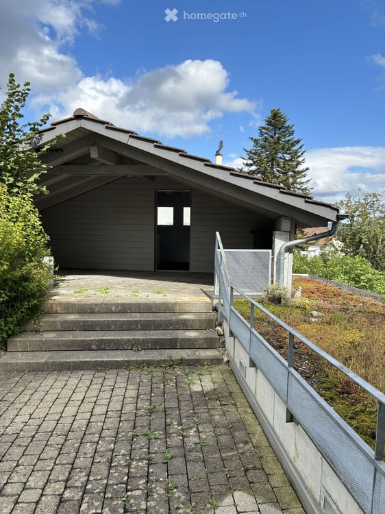 4.5-Zimmer-Flarzhausteil in Hinteregg – Natur, Garten und Stadtnähe vereint 12