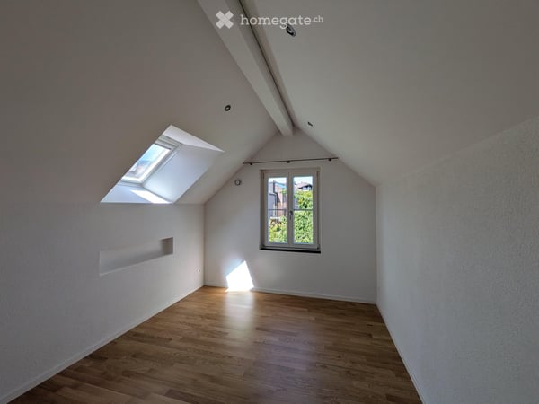 4.5-Zimmer-Flarzhausteil in Hinteregg – Natur, Garten und Stadtnähe vereint 10