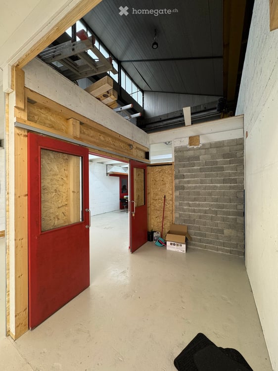 Magazzino/deposito/showroom + soppalco ( NO OFFICINA ) 5