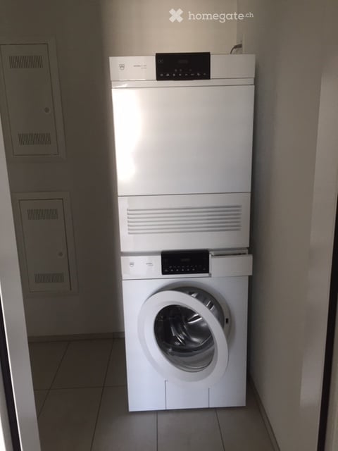 Sonnige 3 1/2 Zimmer Wohnung mit Südbalkon 9