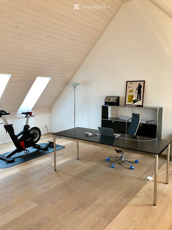 Exklusives Wohnerlebnis mit Galerie: Lichtdurchflutete 4.5-Zimmer-Dach-Maisonette 14