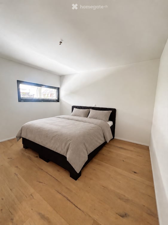 Neuwertige 1.5-Zimmer-Wohnung direkt am Rhein mit Terrasse und Tiefgaragenplatz 11