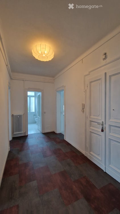 Subentrante per luminoso e spazioso appartamento di 3.5 locali a Massagno – Via Giuseppe Motta 8