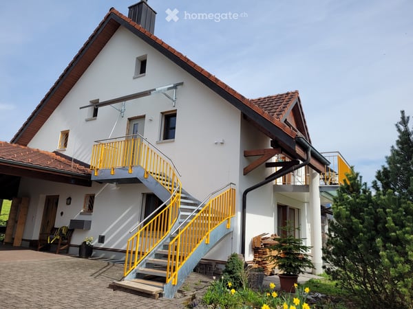 Sehr ruhig gelegene 3.5-Zimmer Maisonette-Wohnung in Uznach 3