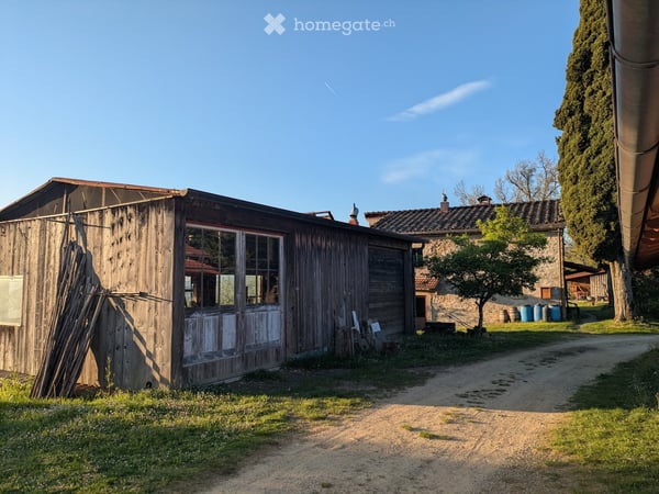 Bauernhaus mit mehreren Gebäuden in Poppi 4