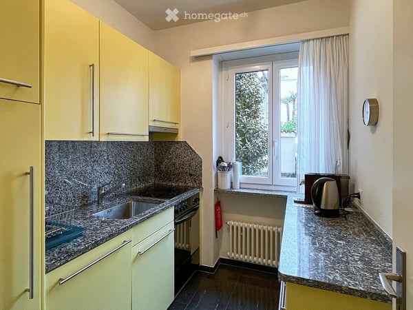 Charmante 2.5-Zimmer-Wohnung in Muralto mit Balkon 5