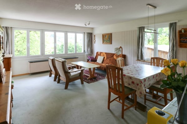 Zweifamilienhaus mit Nebengebäude und grosszügigem Umschwung 7