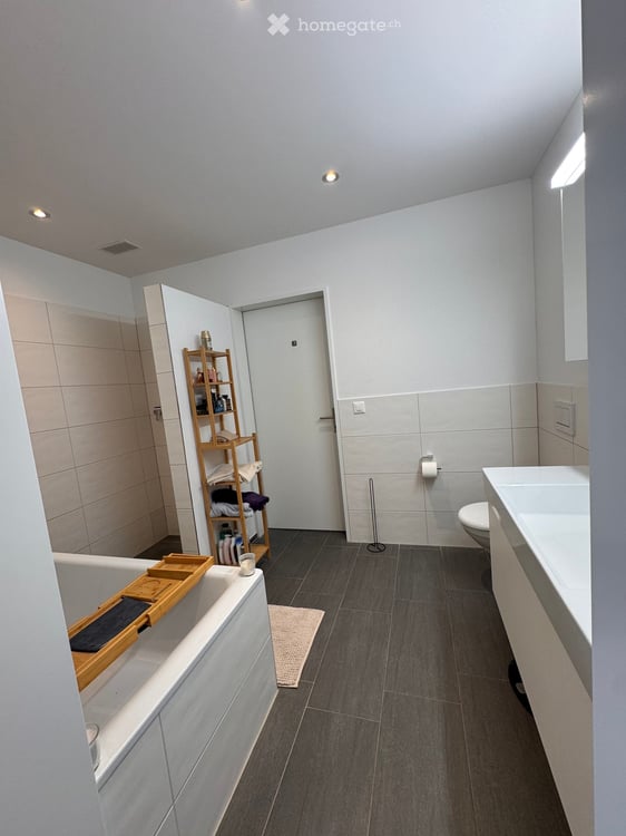 Charmante 4.5-Zimmer-Dachwohnung in Niederuzwil – modern, sonnig und familienfreundlich 5