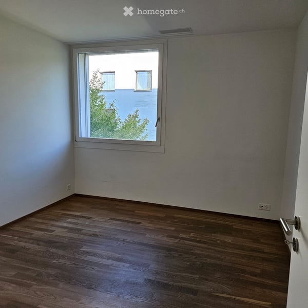 Helle 4.5-Zimmer-Wohnung mit Balkon und Minergie-Zertifikat in Wald ZH 6