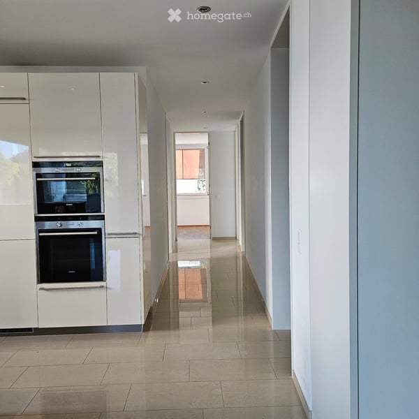 Helle 4.5-Zimmer-Wohnung mit Balkon und Minergie-Zertifikat in Wald ZH 4