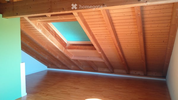 Charmantes 4.5-Zimmer-Doppeleinfamilienhaus mit kleinem Garten 16