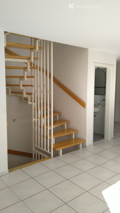 Charmantes 4.5-Zimmer-Doppeleinfamilienhaus mit kleinem Garten 7