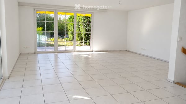 Gut gelegenes grosszügiges 4.5-Zimmer-Doppeleinfamilienhaus mit kleinem Garten 5