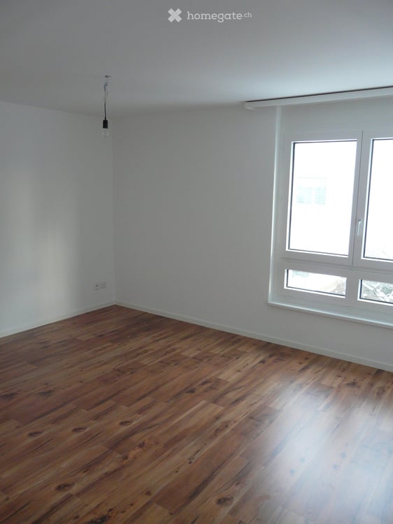 Helle 4.5-Zimmer-Eigentumswohnung mit Balkon und Garage in Embrach 4