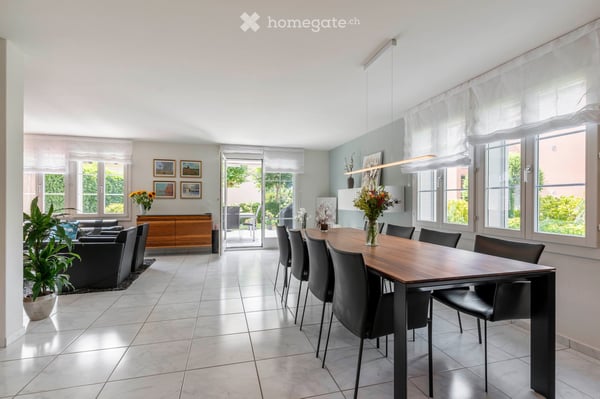 6 1/2 Zimmer- Einfamilienhaus (einseitig angebaut) in Geroldswil 3