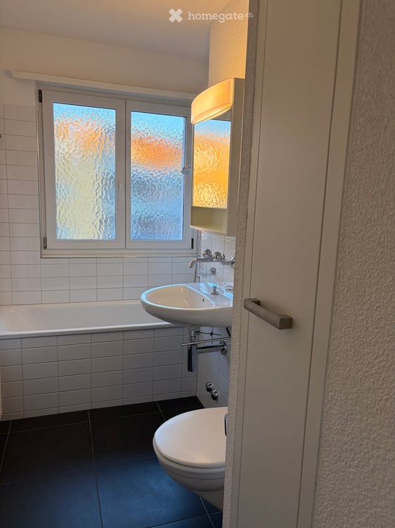 Helle, sonnige Wohnung mit Balkon 4