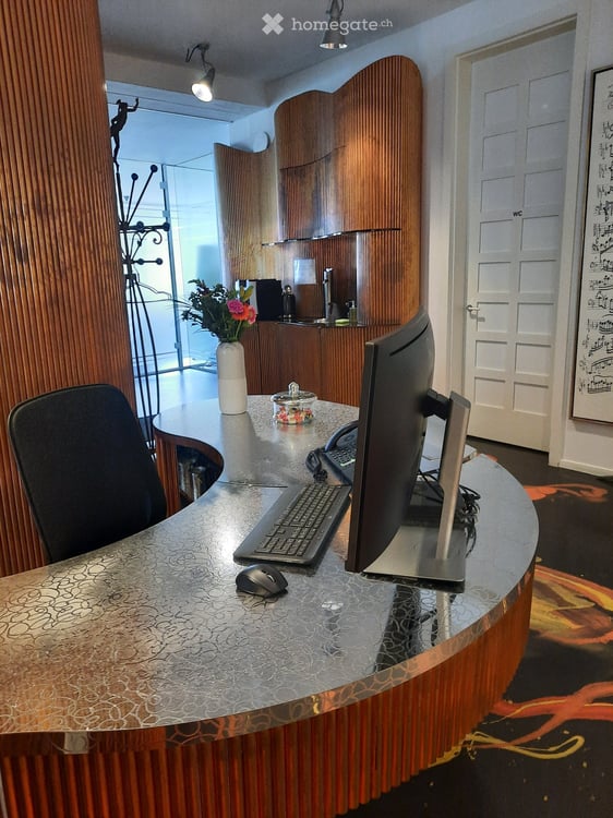 Stilvolles, möbliertes Büro in schönem Altbau im Seefeld 9